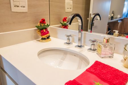 Apartamento à venda com 98m², 2 quartos e 3 vagasBanheiro Social