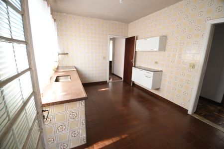Casa à venda com 275m², 3 quartos e 3 vagasCozinha