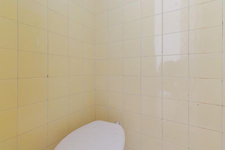 Casa de condomínio para alugar com 150m², 3 quartos e 2 vagasBanheiro de serviço