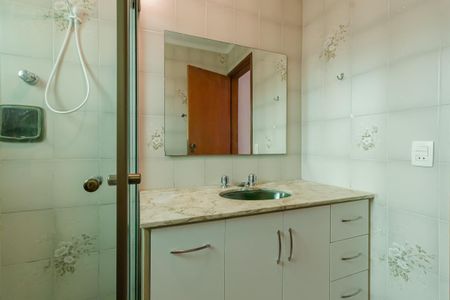 Casa de condomínio para alugar com 150m², 3 quartos e 2 vagasBanheiro