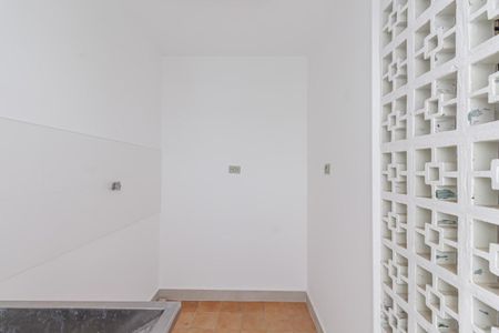 Casa de condomínio para alugar com 150m², 3 quartos e 2 vagasÁrea de Serviço