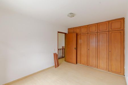 Casa de condomínio para alugar com 150m², 3 quartos e 2 vagasQuarto 3