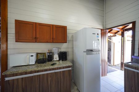 Cozinha de casa para alugar com 5 quartos, 125m² em Rio Tavares Central, Florianópolis