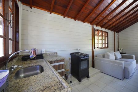 Cozinha de casa para alugar com 5 quartos, 125m² em Rio Tavares Central, Florianópolis