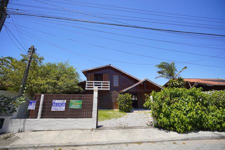 Casa para alugar com 125m², 5 quartos e sem vagaFachada 