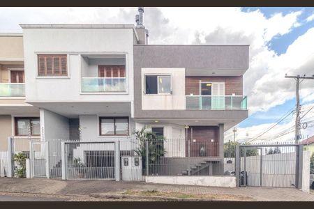 Casa à venda com 249m², 2 quartos e 2 vagas