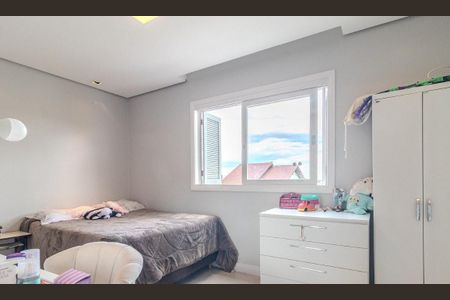 Casa à venda com 249m², 2 quartos e 2 vagas