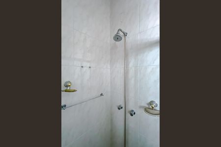 Casa à venda com 182m², 3 quartos e 2 vagasBanheiro da Suíte