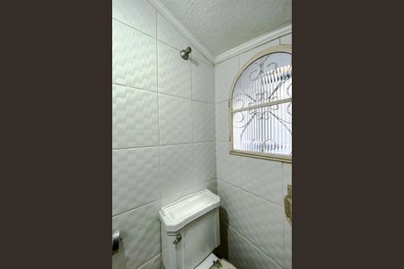 Casa à venda com 182m², 3 quartos e 2 vagasLavabo