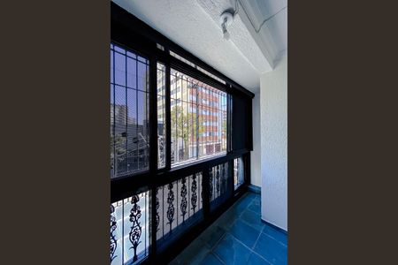 Casa à venda com 182m², 3 quartos e 2 vagasVaranda da Suíte