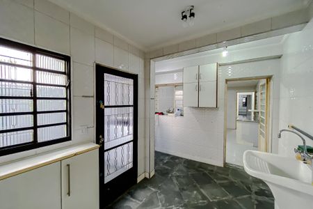 Casa à venda com 182m², 3 quartos e 2 vagasÁrea de Serviço