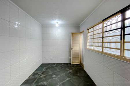 Casa à venda com 182m², 3 quartos e 2 vagasQuarto de Serviço