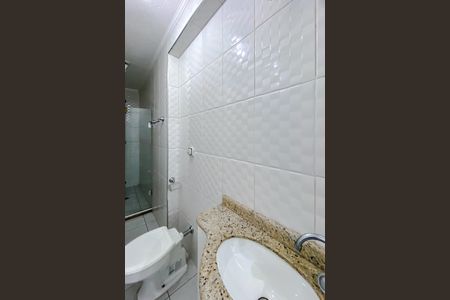 Casa à venda com 182m², 3 quartos e 2 vagasBanheiro de serviço