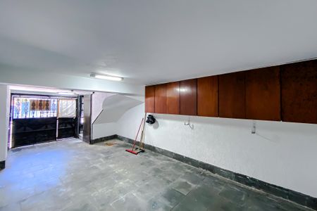 Casa à venda com 182m², 3 quartos e 2 vagasGaragem