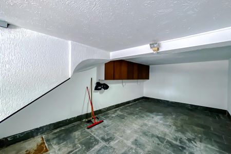 Casa à venda com 182m², 3 quartos e 2 vagasGaragem