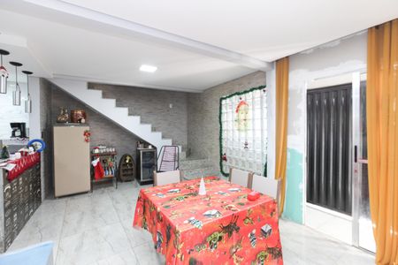 Casa para alugar com 2 quartos, 100m² em Califórnia, Belo Horizonte