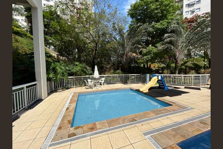 Apartamento para alugar com 55m², 2 quartos e 1 vagaÁrea comum - Piscina