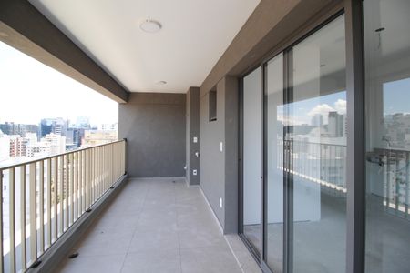 Varanda de kitnet/studio à venda com 1 quarto, 42m² em Vila Nova Conceição, São Paulo