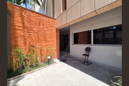 Studio à venda com 42m², 1 quarto e sem vagaEntrada