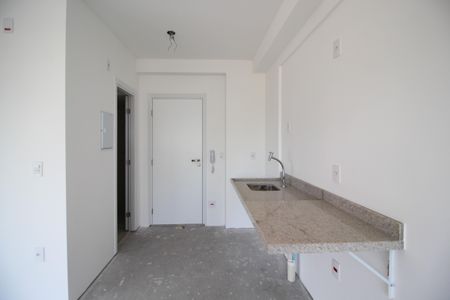 Cozinha de kitnet/studio à venda com 1 quarto, 42m² em Vila Nova Conceição, São Paulo
