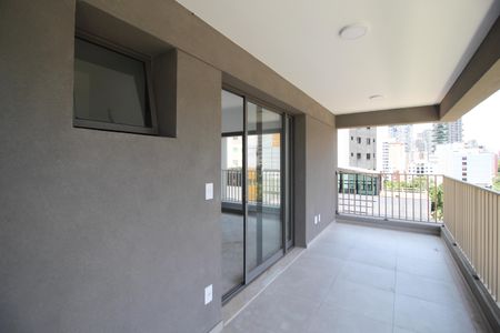 Varanda de kitnet/studio à venda com 1 quarto, 42m² em Vila Nova Conceição, São Paulo