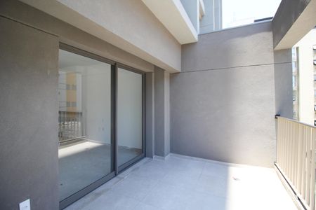 Apartamento à venda com 69m², 1 quarto e sem vagaVaranda