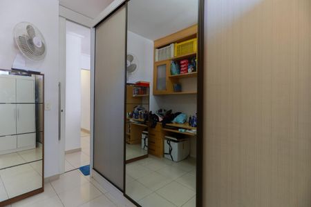 Apartamento à venda com 52m², 2 quartos e 1 vagaQuarto
