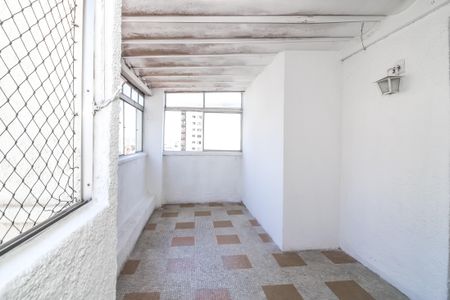Apartamento à venda com 60m², 1 quarto e 1 vaga