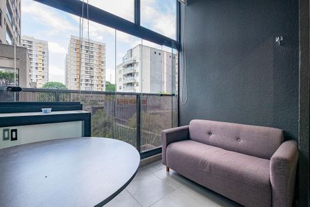 Studio - Varanda de kitnet/studio para alugar com 1 quarto, 25m² em Pinheiros, São Paulo