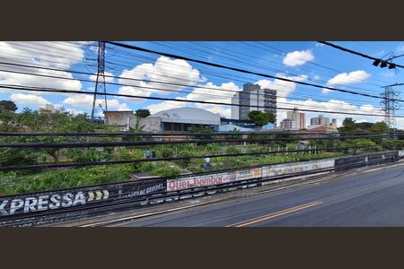 Casa à venda com 169m², 3 quartos e 1 vagaVista