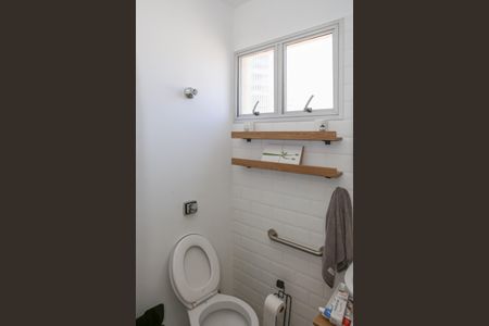 Banheiro da Suíte de apartamento à venda com 2 quartos, 120m² em Perdizes, São Paulo