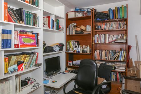 Apartamento para alugar com 120m², 2 quartos e 1 vagaEscritório