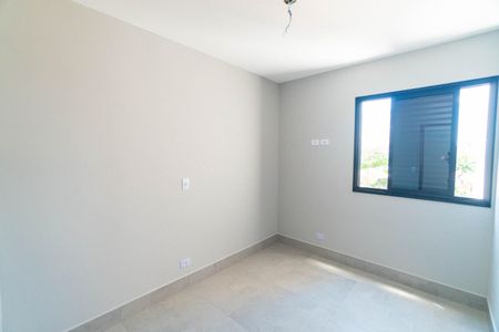 Quarto de kitnet/studio à venda com 1 quarto, 28m² em Jardim Oriental, São Paulo