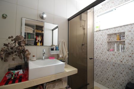 Casa de condomínio à venda com 271m², 4 quartos e 4 vagasQuarto 3 - Suíte