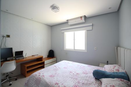 Casa de condomínio à venda com 271m², 4 quartos e 4 vagasQuarto 3