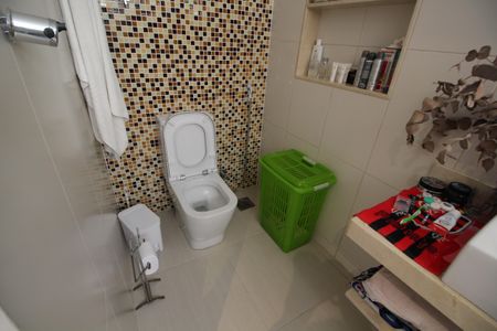 Casa de condomínio à venda com 271m², 4 quartos e 4 vagasQuarto 3 - Suíte