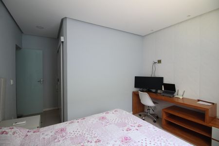 Casa de condomínio à venda com 271m², 4 quartos e 4 vagasQuarto 3