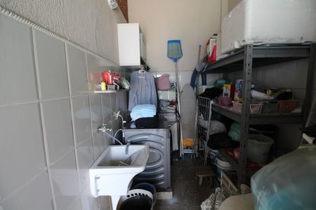 Casa de condomínio à venda com 271m², 4 quartos e 4 vagasÁrea de Serviço