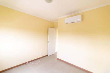 Quarto de apartamento à venda com 1 quarto, 44m² em Vila Joao Pessoa, Porto Alegre
