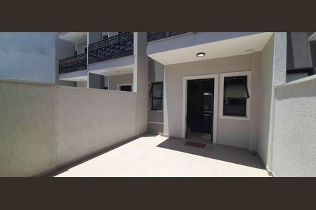 Casa à venda com 60m², 2 quartos e 1 vaga Casa à venda com 60m², 2 quartos e 1 vagaGaragem