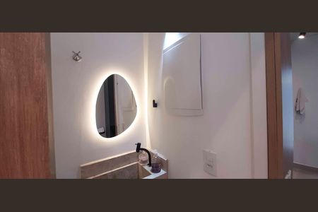 Casa à venda com 60m², 2 quartos e 1 vaga