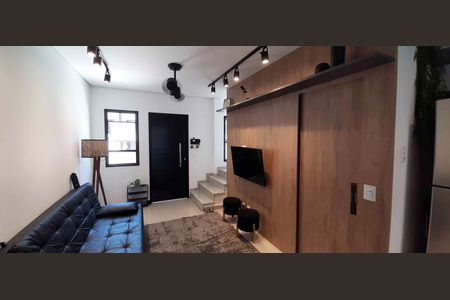 Casa à venda com 60m², 2 quartos e 1 vaga