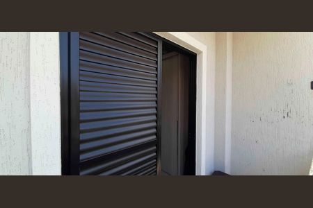 Casa à venda com 60m², 2 quartos e 1 vaga