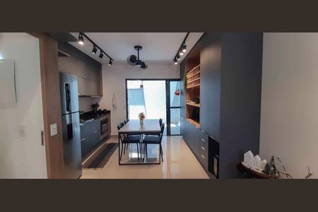 Casa à venda com 60m², 2 quartos e 1 vaga Casa à venda com 60m², 2 quartos e 1 vagaCozinha