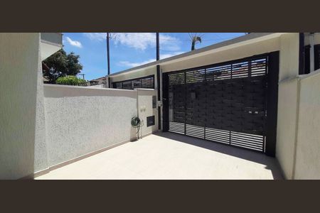 Casa à venda com 60m², 2 quartos e 1 vaga