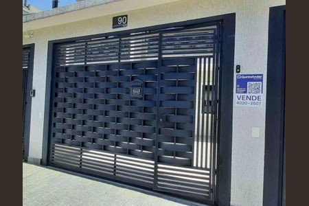 Casa à venda com 60m², 2 quartos e 1 vaga