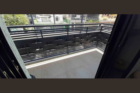 Casa à venda com 60m², 2 quartos e 1 vaga Casa à venda com 60m², 2 quartos e 1 vagaSacada do Quarto 2