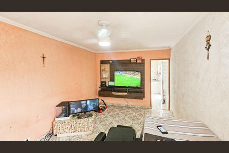 Sala de casa para alugar com 2 quartos, 90m² em Vila Santa Terezinha, Carapicuíba