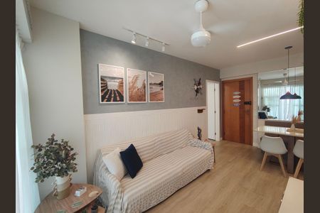 Apartamento à venda com 70m², 2 quartos e 1 vagaSala