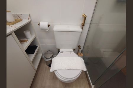 Apartamento à venda com 70m², 2 quartos e 1 vagaBanheiro Suíte 